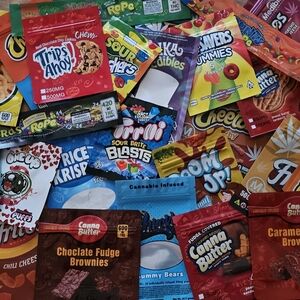 Lot 25 Empty Mylar Bags Packaging For Infused Edibles 400 500 600 Mg Ropes Chips